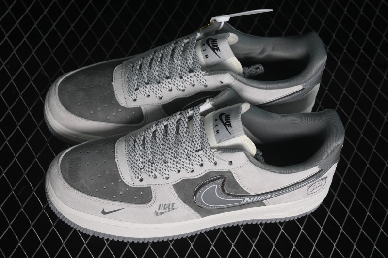 Nike Air Force 1 '07 Low Collaborative Basketball Sneakers with Full-Length Air Cushioning - WY0655-102