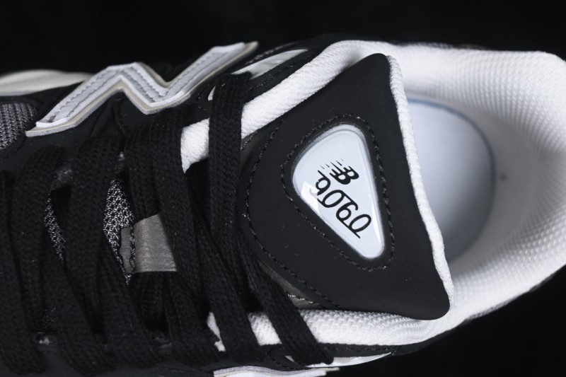 New Balance 9060 Retro Running Shoes with ABZORB Cushioning for Casual Wear - U9060510