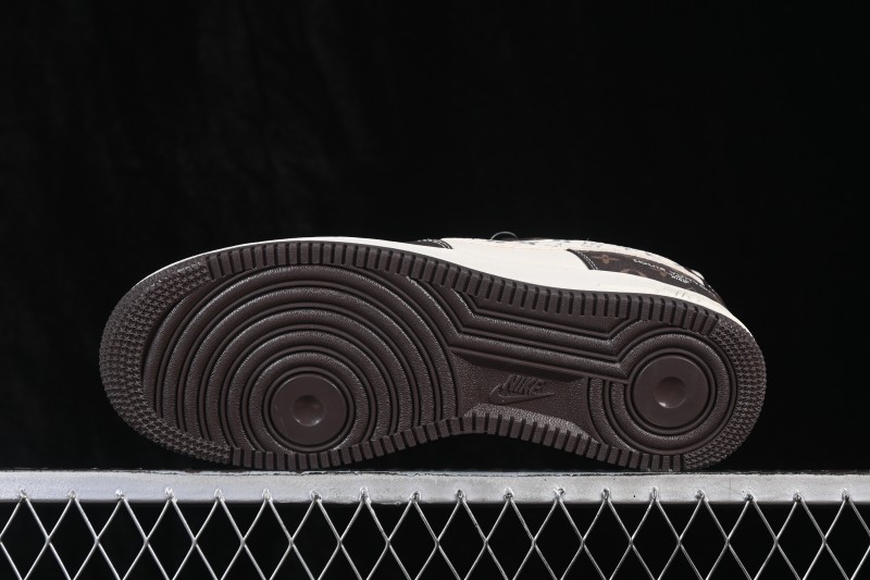 Nike Air Force 1 '07 Low Basketball Shoes with Full-Length Air Cushion - DW8806-010