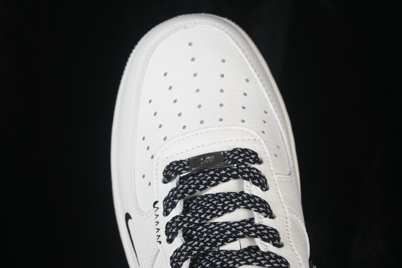 Nike Air Force 1 '07 Low Casual Sneakers in Off-White with Full-Length Air Cushion - MM5288-082
