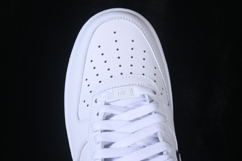 Nike Air Force 1 '07 Low Court Lifestyle Sneakers with Full-Length Air Cushion - IO4226-102