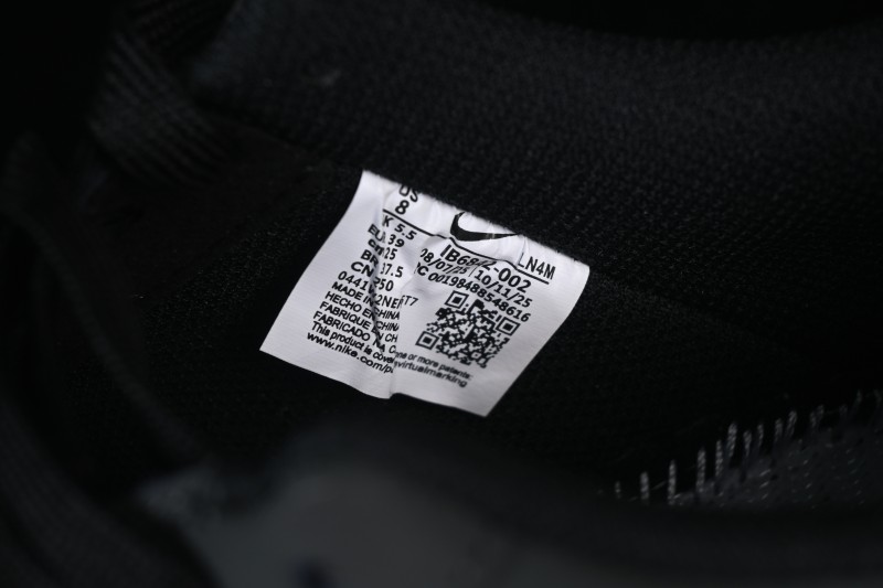 Nike Air Force 1 '07 Low Basketball Shoes with Classic Leather Design - IB6842-002