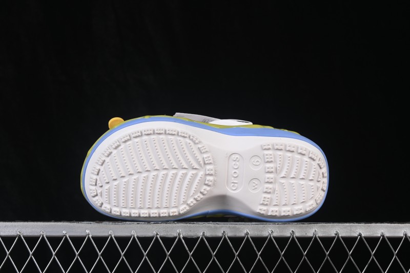 Crocs Disney x Smurfs Platform Clog with Round Toe and Thick Sole for Women - White Winnie the Pooh