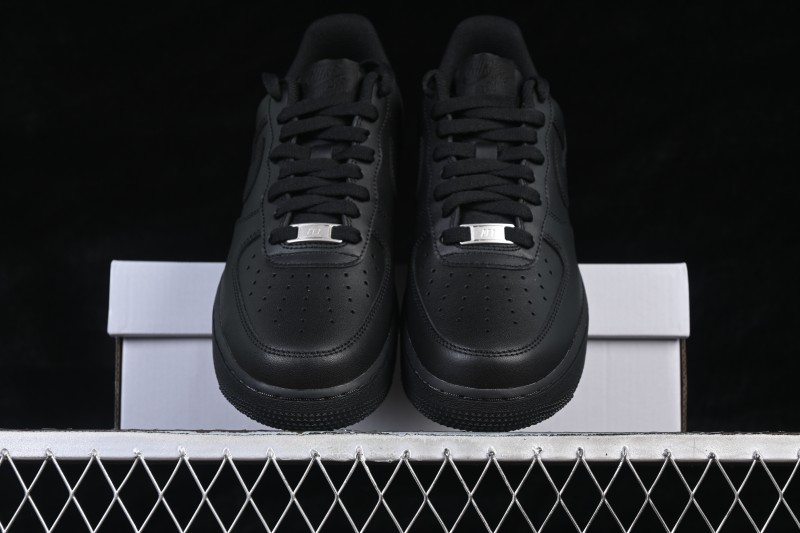Nike Air Force 1 '07 Low Casual Skate Shoes with Classic Cushioning - CW2288-001