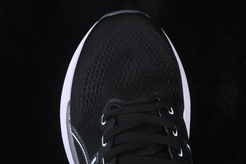 ASICS Gel-Kayano 31 Running Shoes with Breathable Mesh and Advanced Cushioning - 1011B867-002
