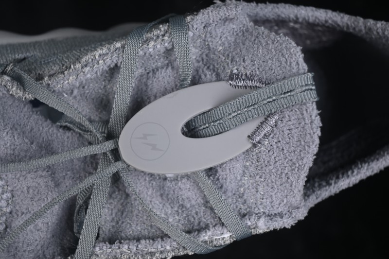 Nike x Fragment Mind 002 Neuroscience-Inspired Reflexology Shoes with 22 Independent Cushioning Nodes - IQ8504-001