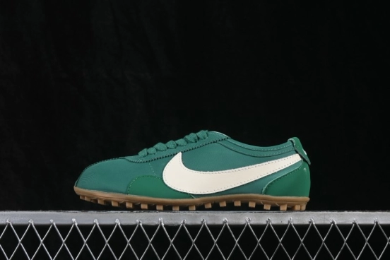 Nike Moon Shoe SP Retro Low-Top Lifestyle Sneakers with Thin Cushioning - IW0955-300
