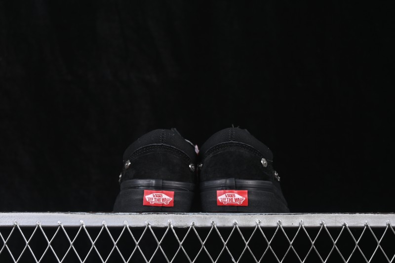 Vans Old Skool 36 Low Top Skate Shoes - VN000D56B8C