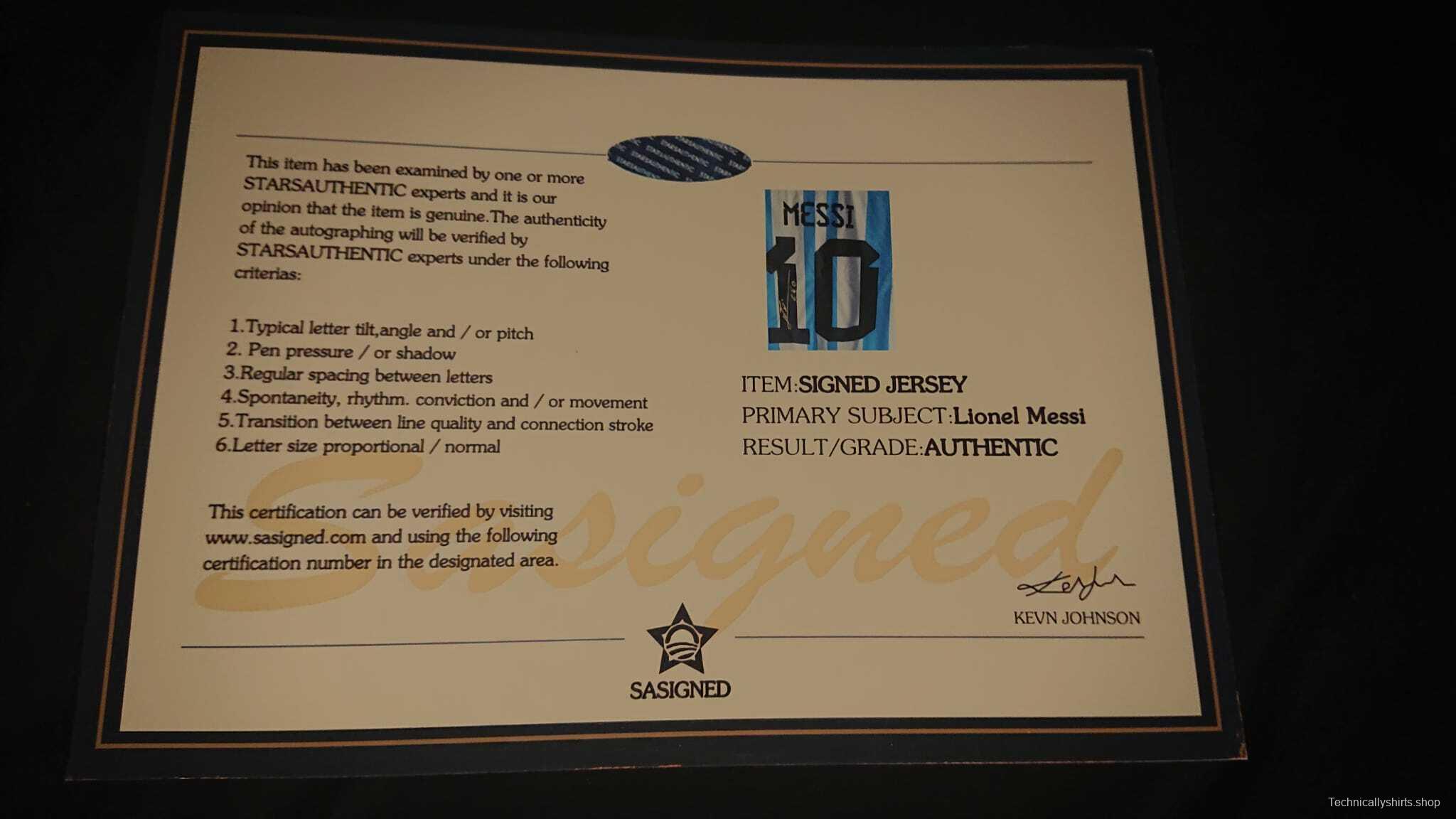 Argentina Messi COA Signature on 1 (correct spelling & number)